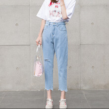 修身牛仔褲讓你秒變長(cháng)腿歐巴