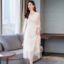 翻領(lǐng)連衣裙，打造性感小仙女