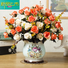 精致擺件，讓客廳變得更溫馨