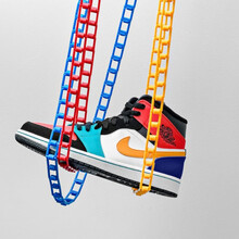 耐克（NIKE）籃球鞋炫彩撞色 黑腳趾554724-125 40.5