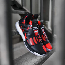 全掌boost籃球鞋