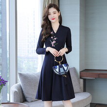 純色連衣裙，讓你氣質(zhì)又優(yōu)雅