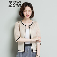簡約短款針織衫，打造優(yōu)雅小女人