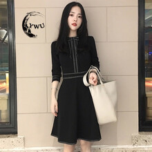 Y.W.U 純色 拉鏈，立體裝飾 連衣裙