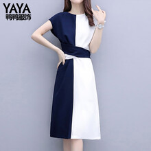 鴨鴨服飾（yaya） 大花 印花 連衣裙