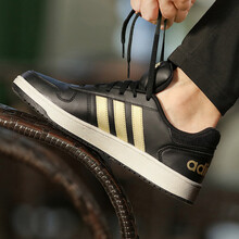 阿迪達斯（adidas）板鞋DB2932/黑金 40