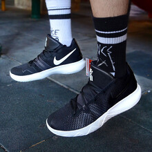 耐克（NIKE）籃球鞋黑色AJ1935-001 歐文4 40.5