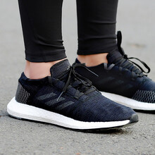 阿迪達(dá)斯（Adidas）跑步鞋F(xiàn)35786/黑色  Pure Boost 