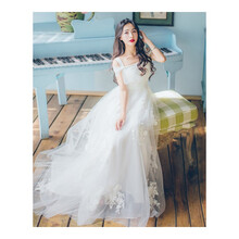 減齡連衣裙，打造優(yōu)雅小女人