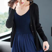 百搭小白毛衣，穿出個(gè)性范