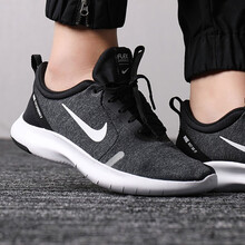 耐克（NIKE）跑步鞋AJ5908-013 