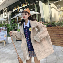 女外套內(nèi)毛