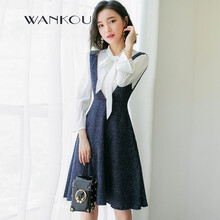 婉扣（WANKOU）  拼接，背帶，抽褶，紐扣，拉鏈，褶皺，綁帶，蝴蝶結，立體裝飾 連衣裙