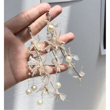 氣質(zhì)耳環(huán)，讓你的美出新高度