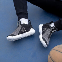 耐克（NIKE）籃球鞋AO2920-003 詹姆斯使節(jié)11/黑灰 