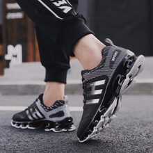 論森跑步鞋黑白 39，41