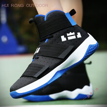 萌娃鐘愛(ài)的戰靴，你需要一套！