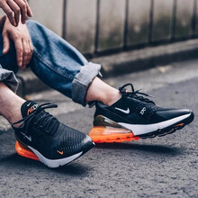 透氣氣墊跑鞋，讓運動(dòng)更有活力