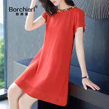 優(yōu)雅純色連衣裙打造氣質(zhì)女神