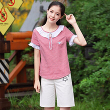 網(wǎng)紗連衣裙，打造優(yōu)雅小臉