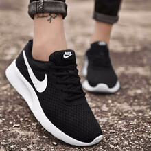 耐克（NIKE）跑步鞋812654-011/TANJUN 