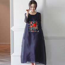 古典刺繡連衣裙