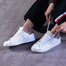 阿迪達(dá)斯（Adidas）板鞋CQ2814亮白 