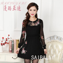 優(yōu)雅蕾絲裙，打造甜美女神