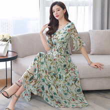 甜美飄逸長(cháng)裙，打造優(yōu)雅小仙女