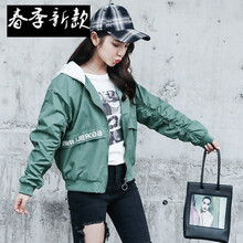 個(gè)性牛仔外套，時(shí)尚百搭又減齡