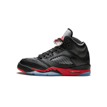 耐克（NIKE）籃球鞋黑紅絲綢 136027-006 