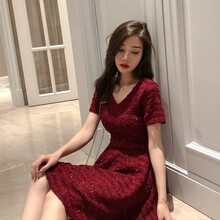 微胖女神，連衣裙讓你美出新高度