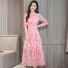 花卉連衣裙，打造優(yōu)雅女人味