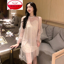 純色喇叭袖，打造優(yōu)雅小仙女