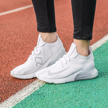 耐克（NIKE）跑步鞋AO1023-102-18秋季 