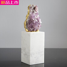 精致水晶擺件，讓客廳變得更溫馨