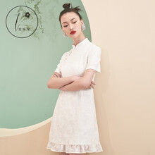 圓領(lǐng)長(zhǎng)袖連衣裙，打造性感小仙女