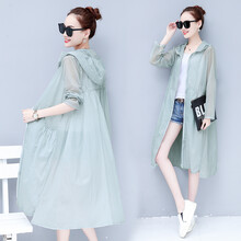 純色外套，微胖妹子的時(shí)尚之選