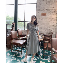 簡約連衣裙，打造優雅女神范