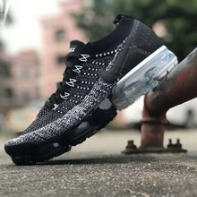 耐克（NIKE）跑步鞋黑白陰陽(yáng)太極942842-016 