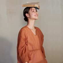 簡約印花袖，微胖女神的福音
