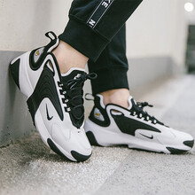 耐克（NIKE）跑步鞋AO0354-100 黑白 