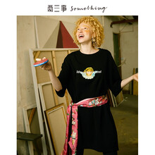 兩三事 人物，字母 繡花，刺繡，印花 連衣裙