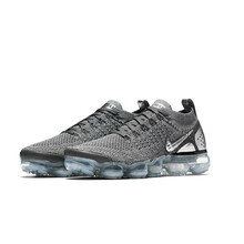 耐克（NIKE）跑步鞋942843-013 41