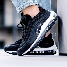 耐克（NIKE）跑步鞋AR7621-001 41