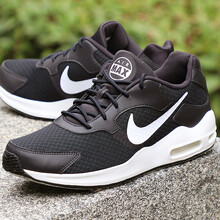 耐克（NIKE）跑步鞋916768-011 