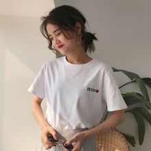 圓領(lǐng)短袖襯衫，打造時尚女神
