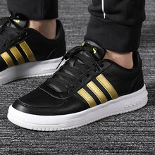 阿迪達斯（adidas）板鞋EE3826/黑金 
