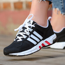 阿迪達斯（Adidas）跑步鞋BB8319 36，37，38.5，38，39，40，36.5