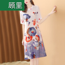 圓領(lǐng)連衣裙，打造優(yōu)雅氣質(zhì)的你